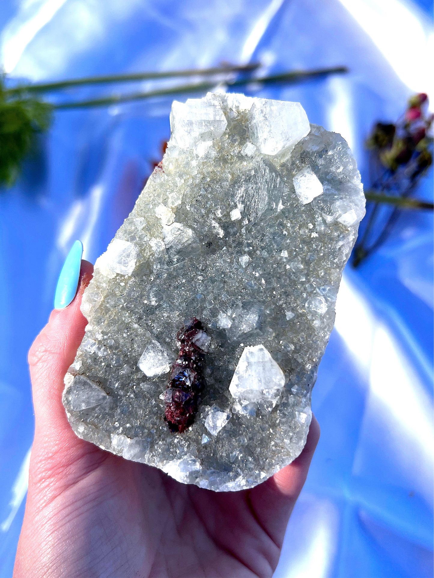Black Chalcedony with Red Heulandite 1