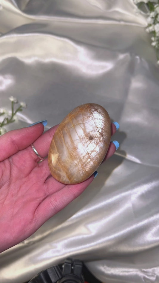 Peach Moonstone Palmstone 2